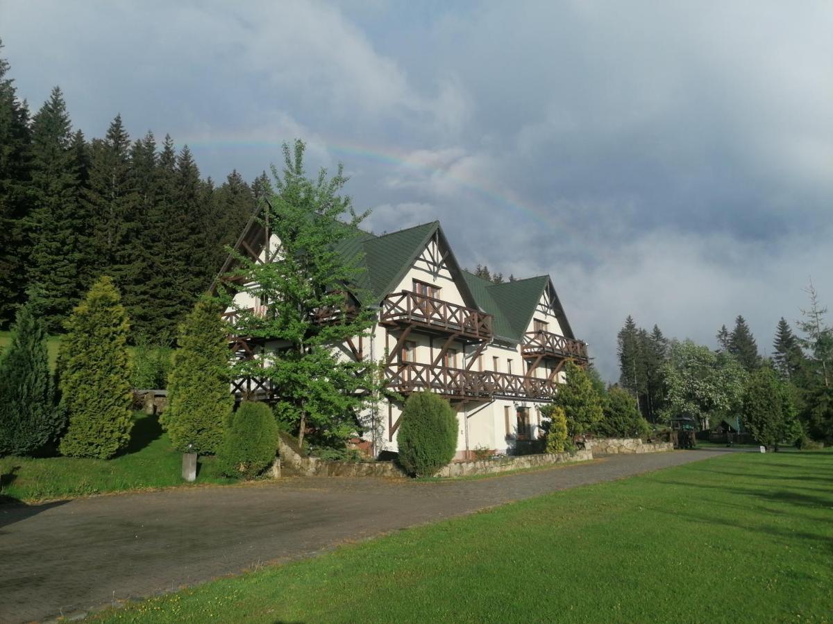 Gosciniec Janowa Gora - Agroturystyka Строне-Слёнске Экстерьер фото