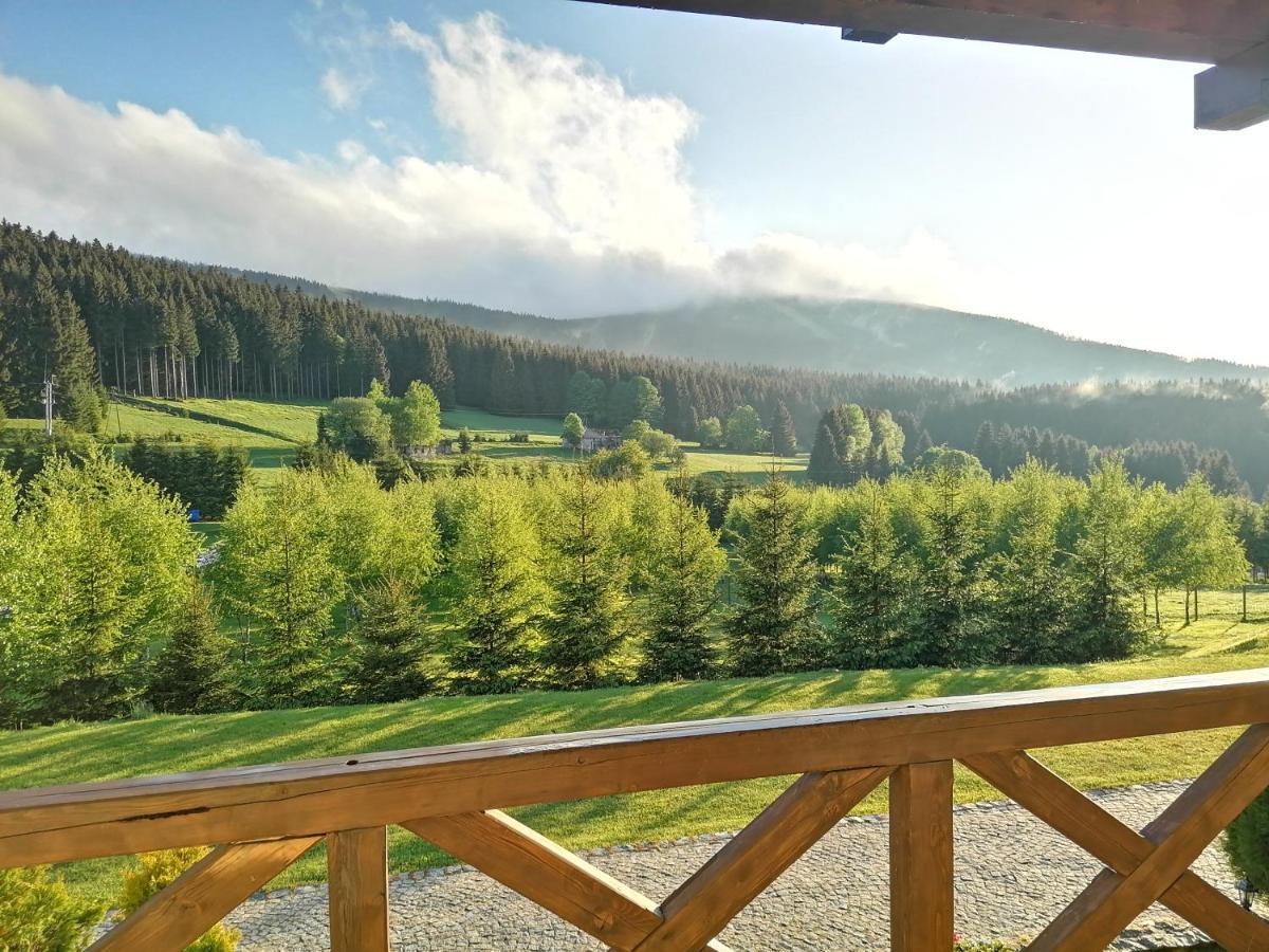 Gosciniec Janowa Gora - Agroturystyka Строне-Слёнске Экстерьер фото